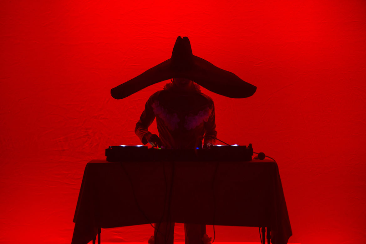 Angel Ho in Benjhi Ra's The Wetness. Photo: Gregory Lorenzutti for Dancehouse