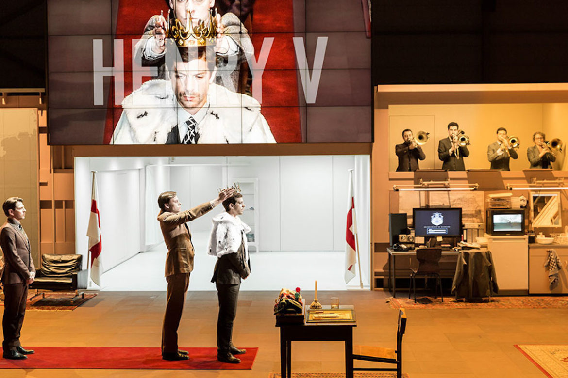 Ramsey Nasr is crowned as Henry V in Kings of War. Photo: Jan Versweyveld